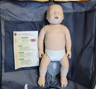 심폐소생술 훈련 마네킹(아이)